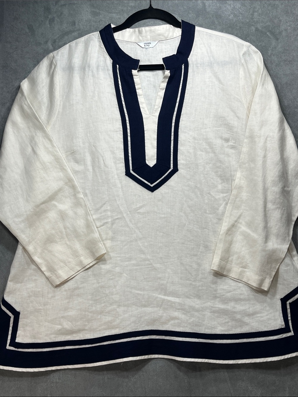 Crown & Ivy 100% Linen White Navy Nautical Tunic Top